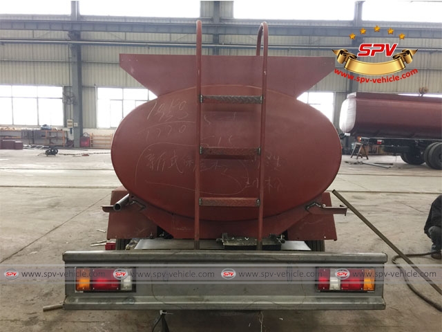 Mini Mobile Refueling tank Trucks ISUZU (Capacity: 3,000 liters) are on manufacturing in SPV workshop Mini Mobile Refueling tank Trucks ISUZU (Capacity: 3,000 liters) are on manufacturing in SPV workshop